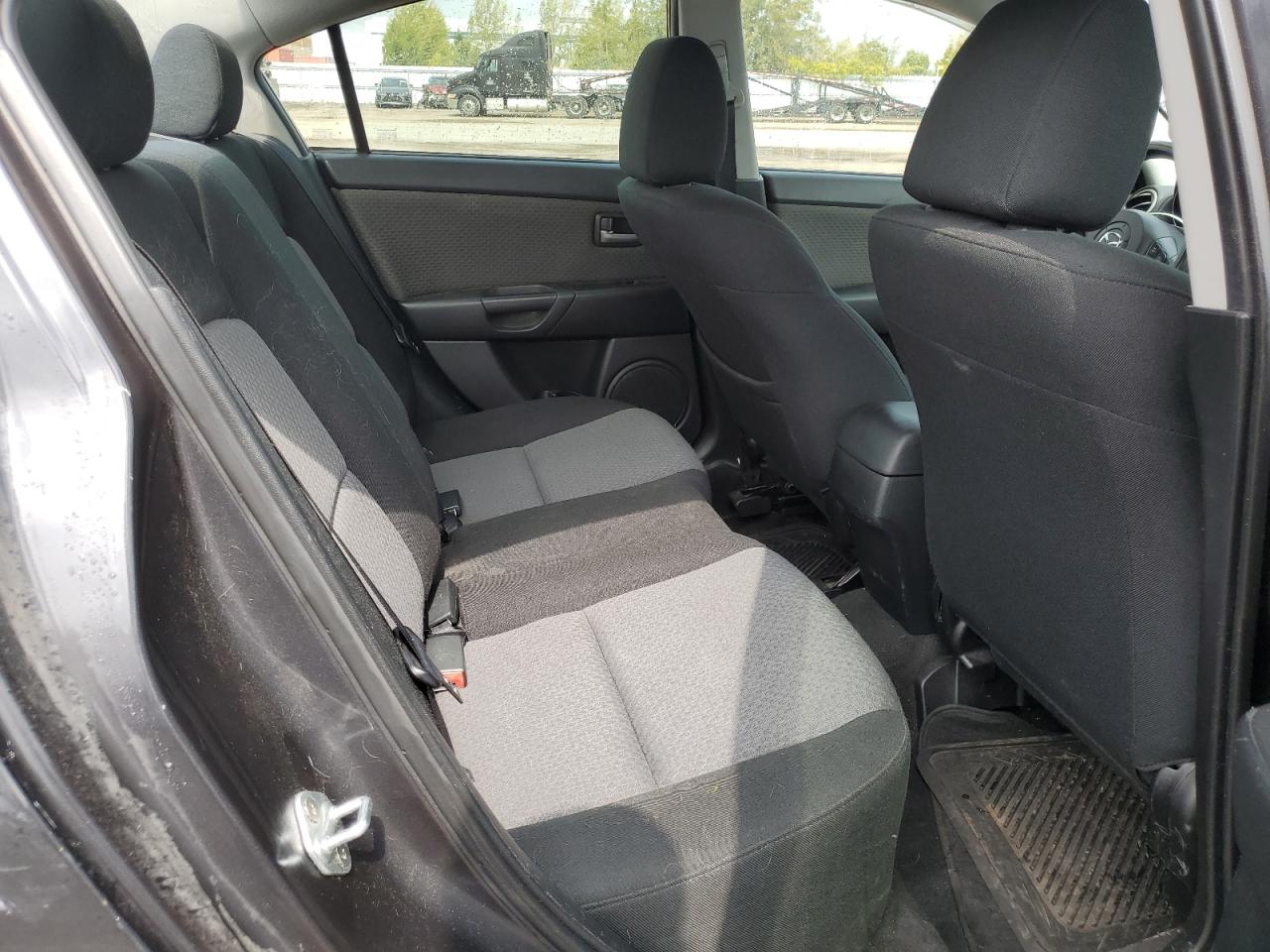 2006 Mazda 3 I VIN: JM1BK12FX61497717 Lot: 71413965