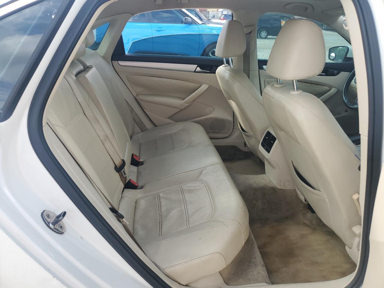 2013 Volkswagen Passat Se VIN: 1VWBH7A35DC127329 Lot: 83778165