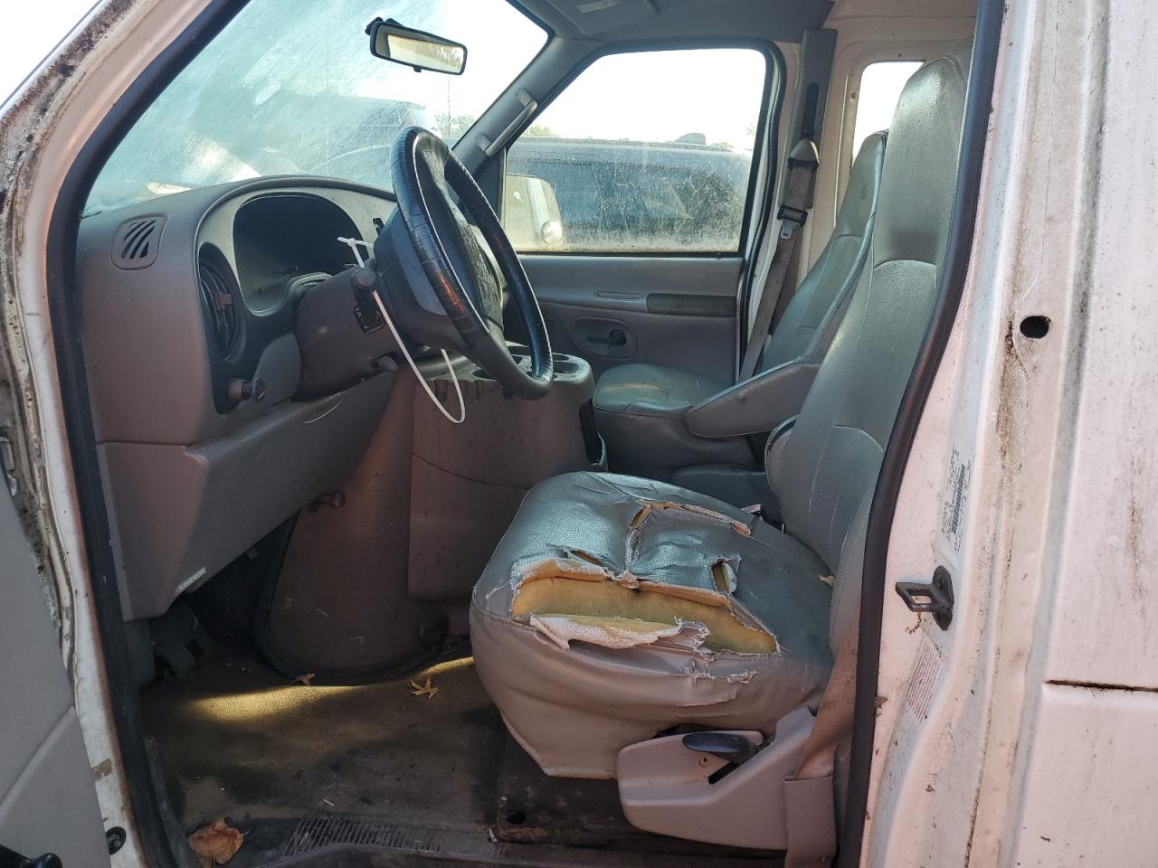 2002 Ford Econoline E250 Van VIN: 1FTNE24262HA25469 Lot: 71023565