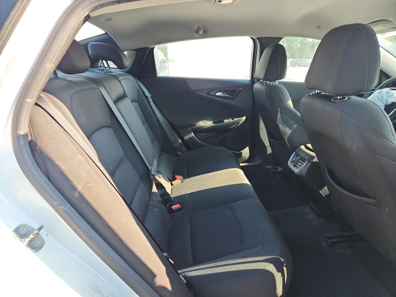 2019 Chevrolet Malibu Lt VIN: 1G1ZD5ST1KF175298 Lot: 71201525