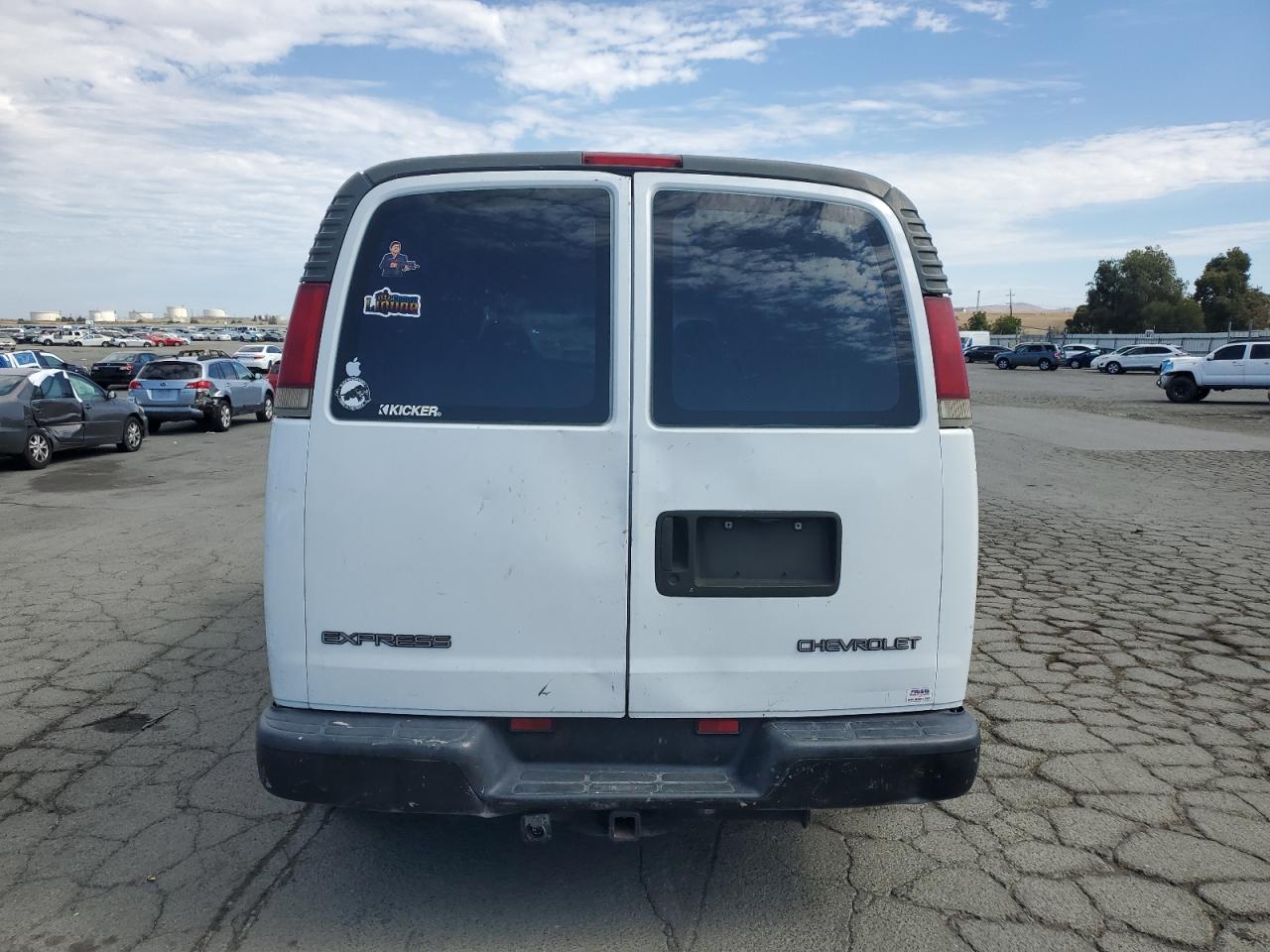 2000 Chevrolet Express G3500 VIN: 1GCHG35R4Y1237328 Lot: 81748195