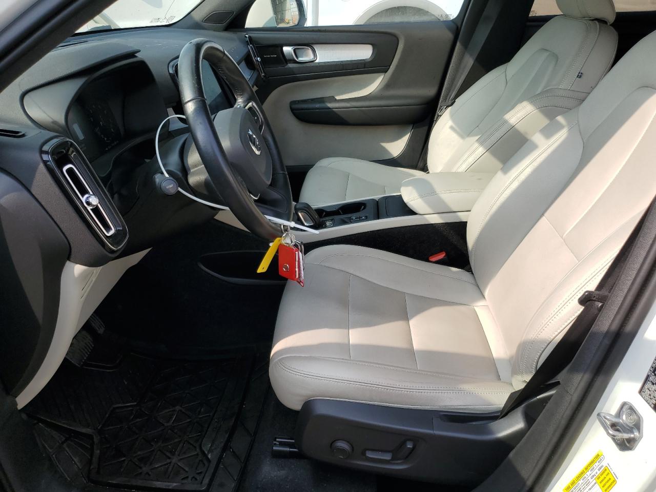 2020 Volvo Xc40 T5 Momentum VIN: YV4162UK8L2280279 Lot: 71556575