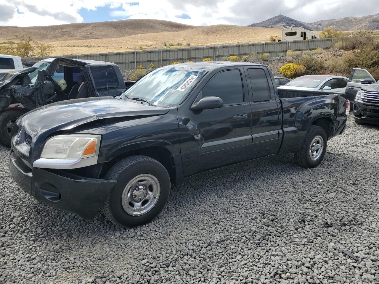 1Z7HC22K78S609661 MITSUBISHI RAIDER Photo 1