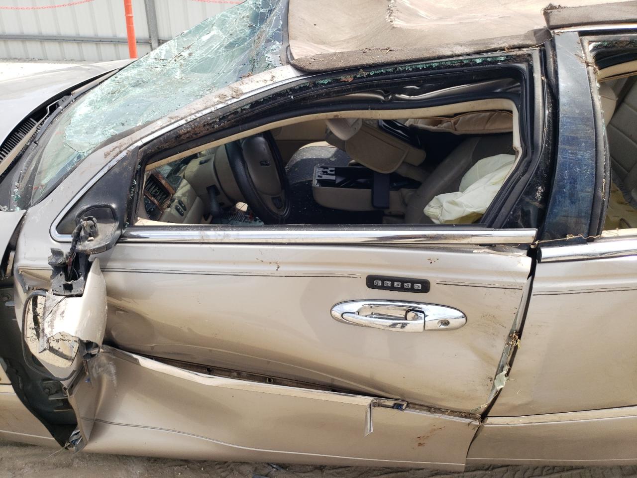 2002 Lincoln Town Car Signature VIN: 1LNHM82W32Y644485 Lot: 81091965