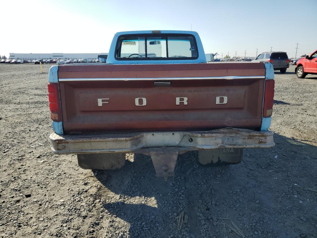 1983 Ford F250 VIN: 1FTHF2615DPA99988 Lot: 81245325