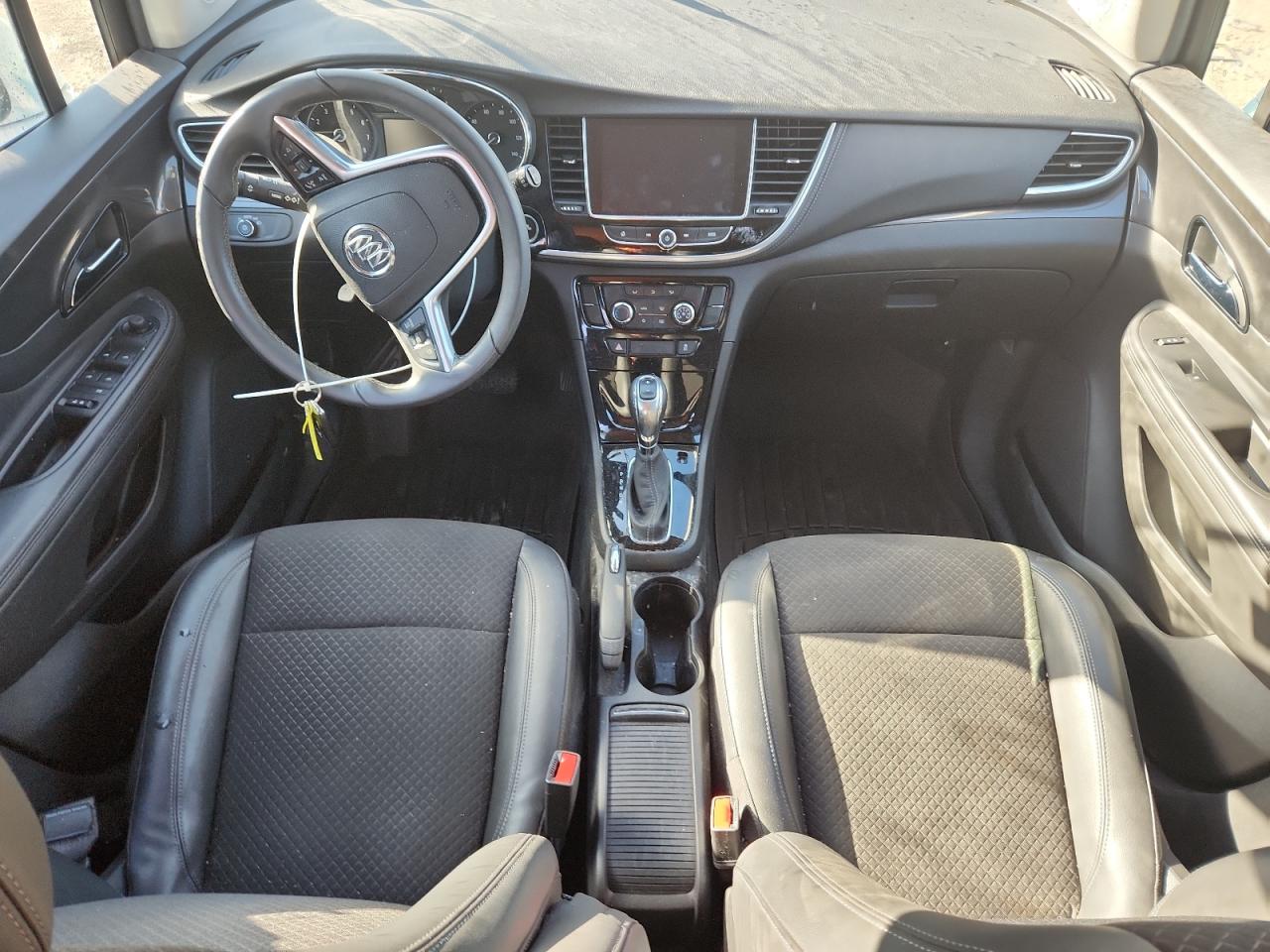 2021 Buick Encore Preferred VIN: KL4CJESB2MB300696 Lot: 84009675