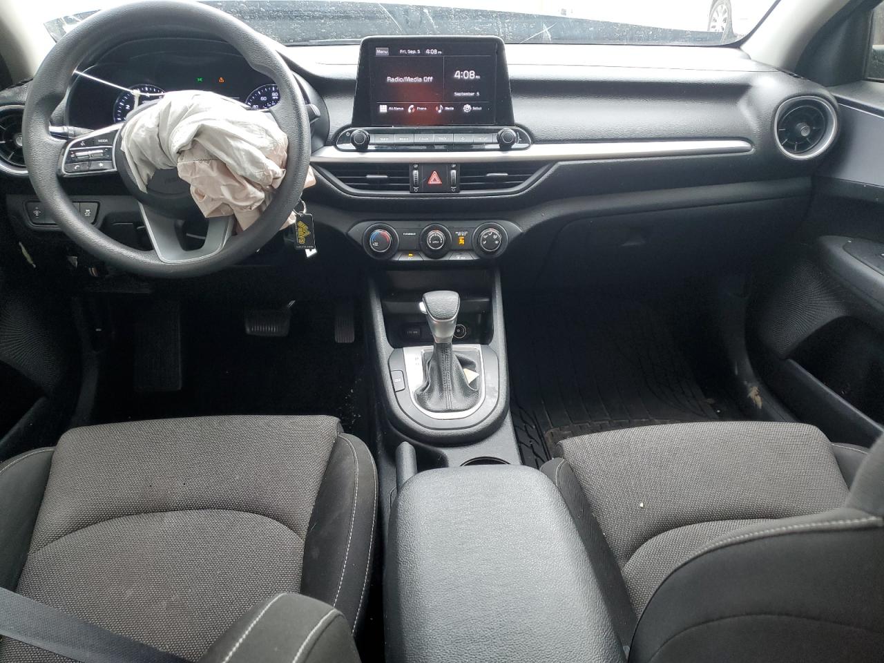 2022 Kia Forte Fe VIN: 3KPF24AD9NE472757 Lot: 71618395