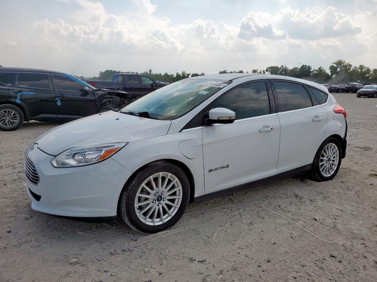 FORD FOCUS 2017. Lot# 81564045. VIN 1FADP3R47HL224435. Photo 1