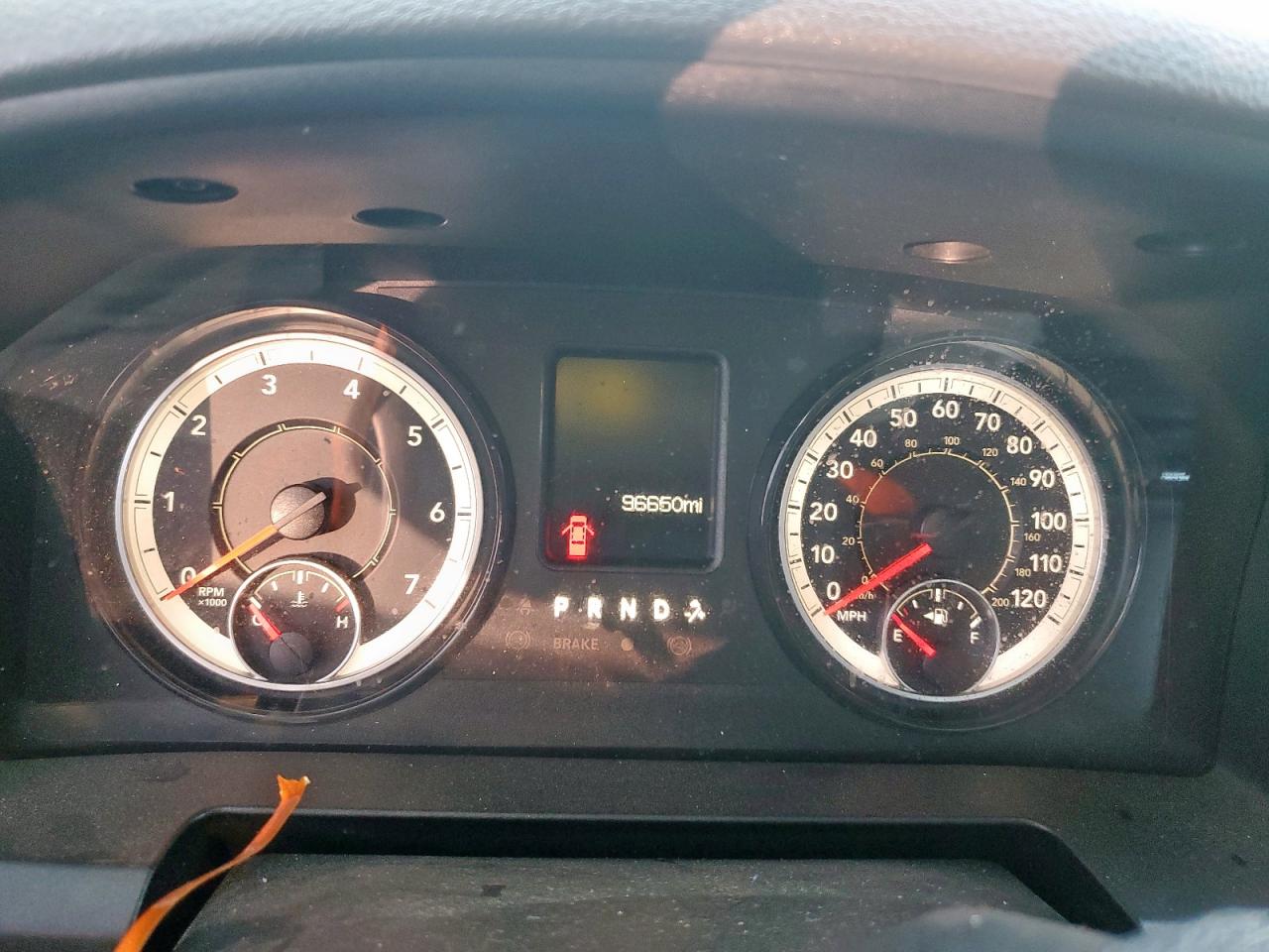 2019 Ram 1500 Classic Tradesman VIN: 3C6JR6AG1KG677993 Lot: 81064025