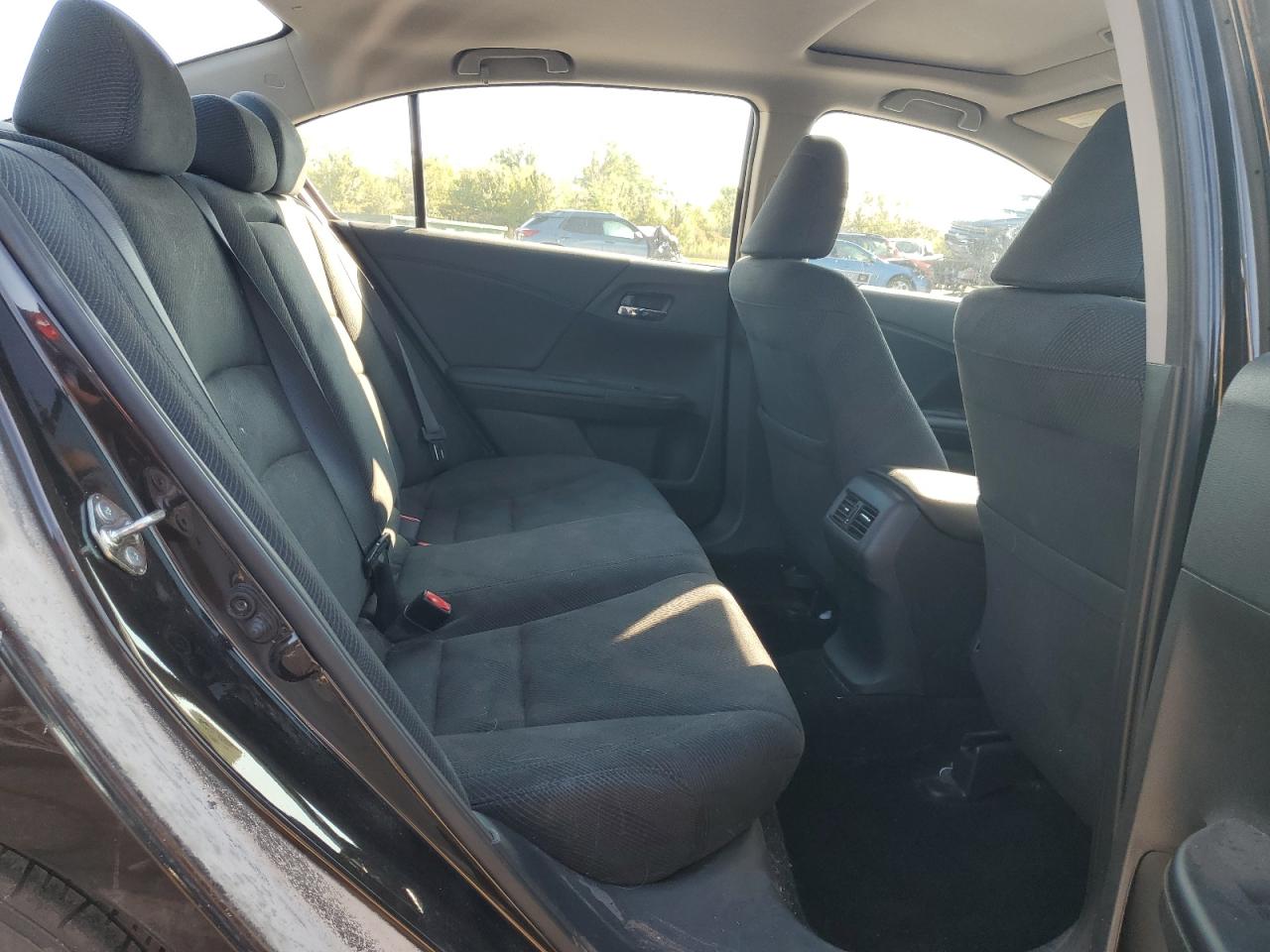 2017 Honda Accord Ex VIN: 1HGCR2F74HA104372 Lot: 70031965