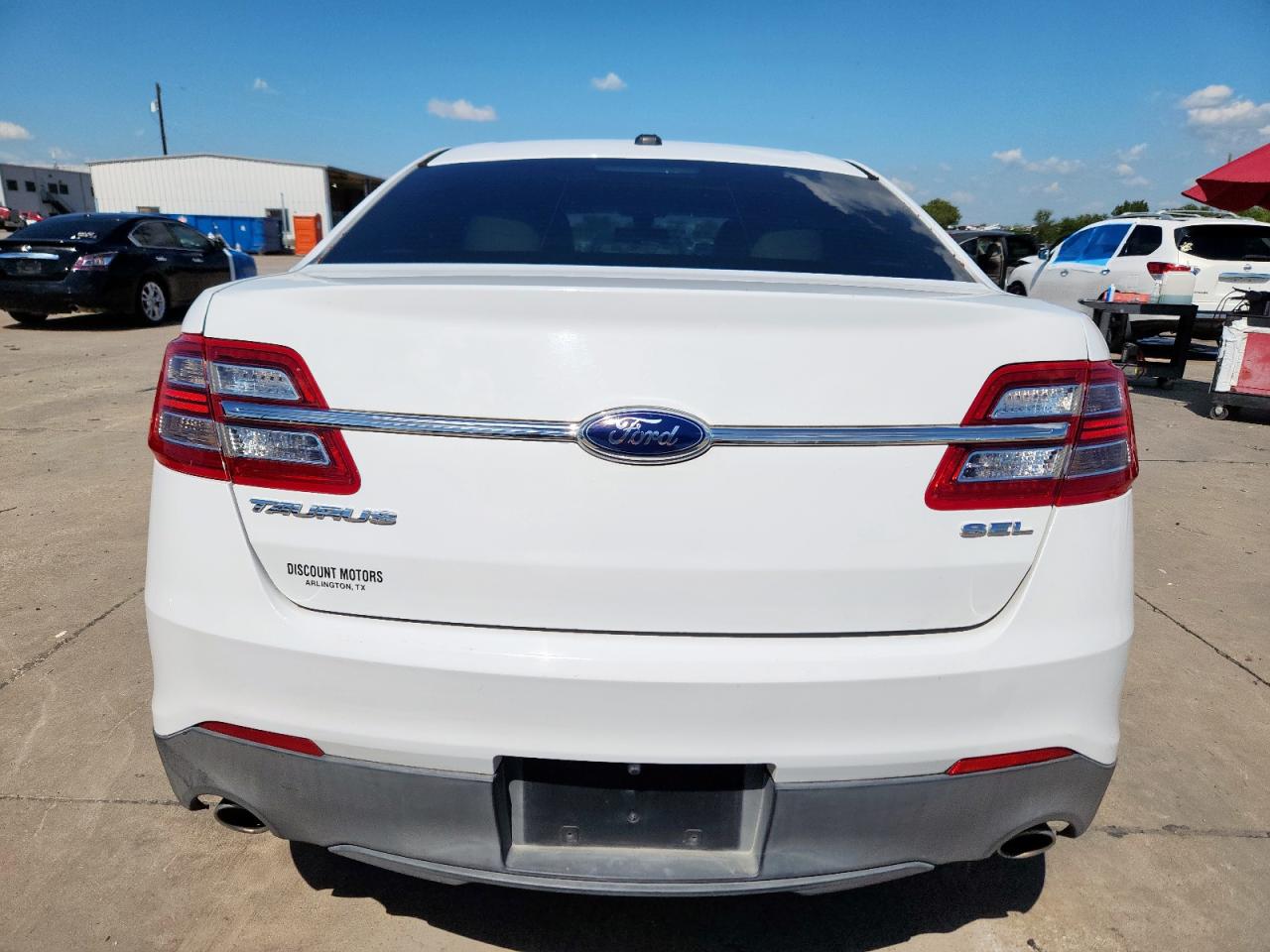 2014 Ford Taurus Sel VIN: 1FAHP2E81EG109113 Lot: 83990545
