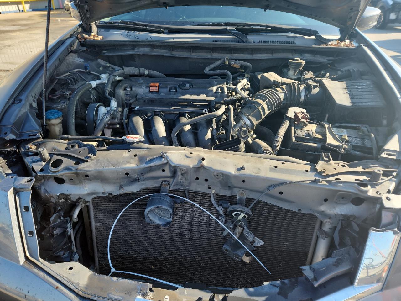 2009 Honda Accord Lxp VIN: 1HGCP26499A200852 Lot: 84038265