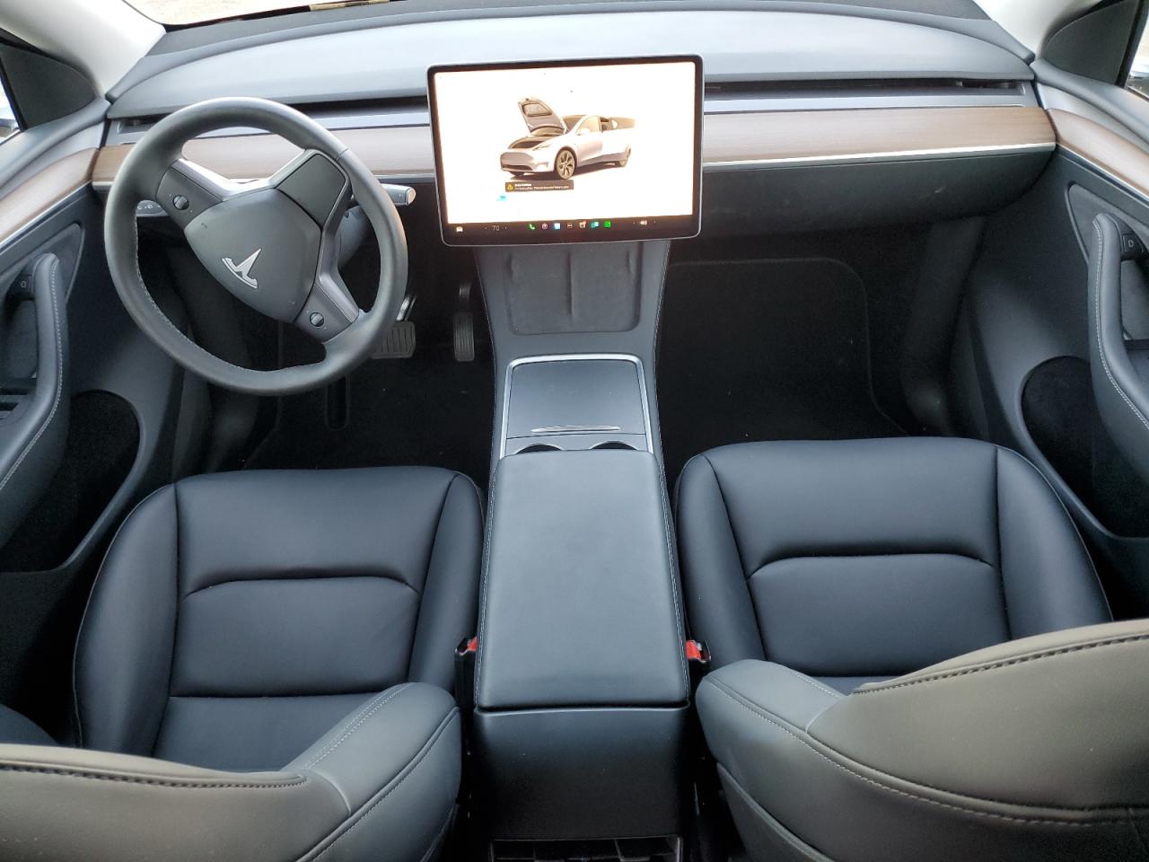 2024 Tesla Model Y VIN: 7SAYGAEE6RF202786 Lot: 71746995