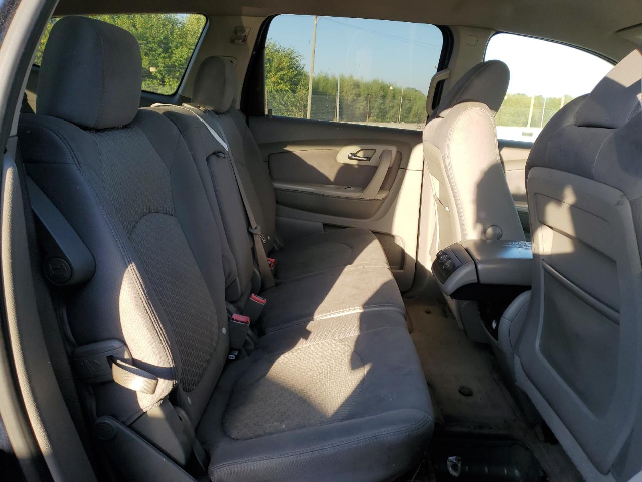 2010 Chevrolet Traverse Ls VIN: 1GNLVEED2AS125067 Lot: 83772355