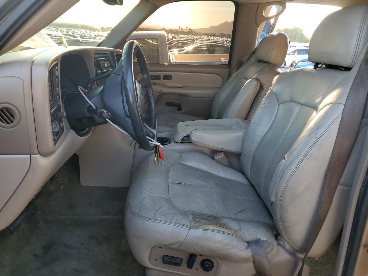 2001 Chevrolet Tahoe K1500 VIN: 1GNEK13T11J129881 Lot: 80332925