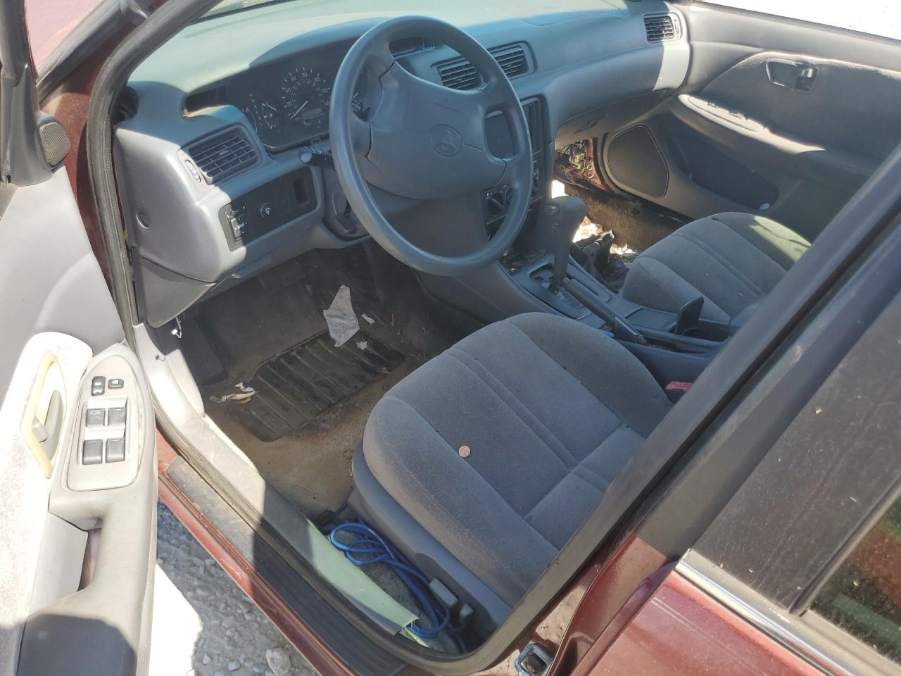 1999 Toyota Camry Ce VIN: 4T1BG22K9XU522767 Lot: 81384585