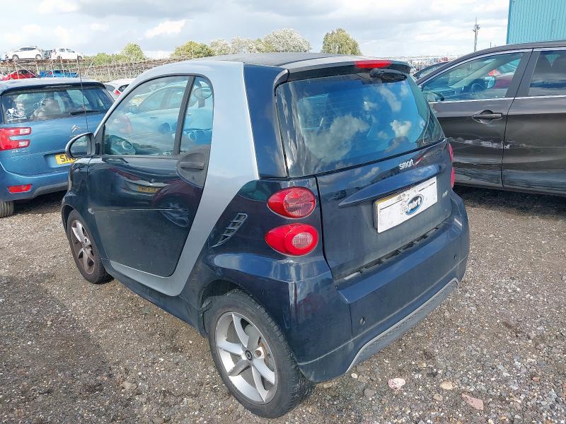 2013 SMART FORTWO PULSE MHD AUTO PULSE MHD 2DR SOFTOUCH AUTO [2010
