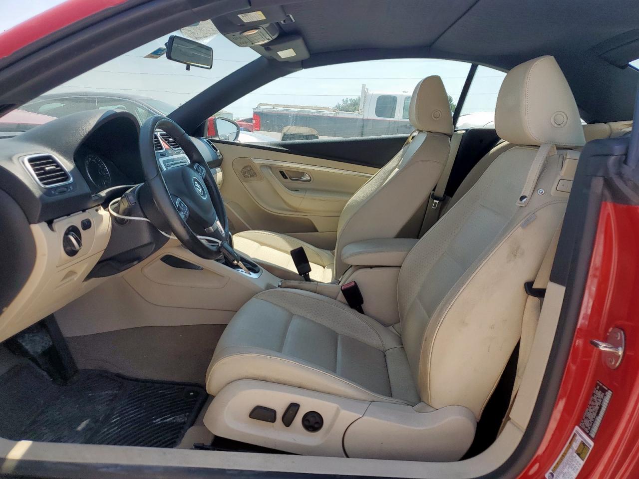 2013 Volkswagen Eos Komfort VIN: WVWBW8AH8DV007569 Lot: 71683235