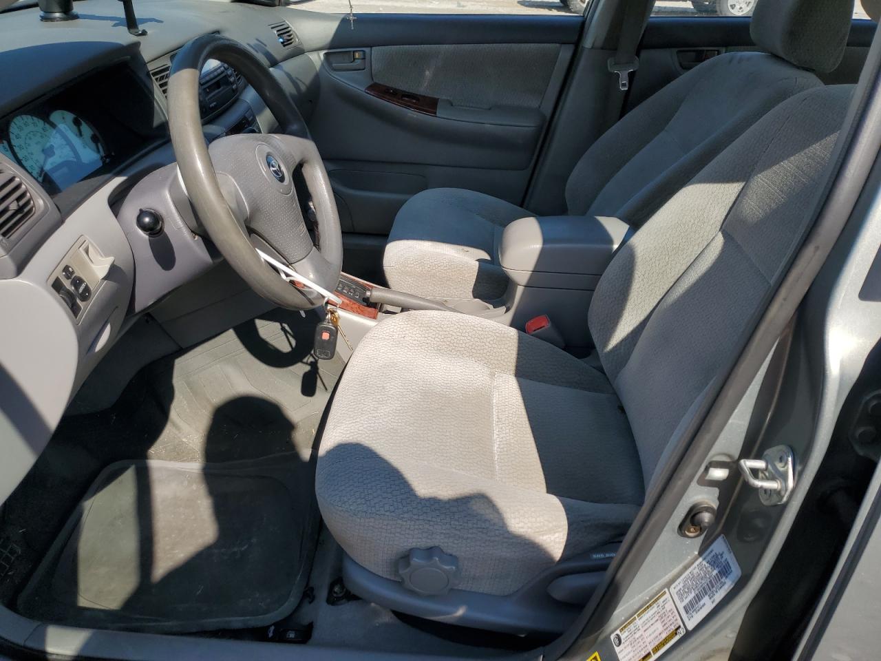 2004 Toyota Carolla VIN: 2T1BR38E04C270521 Lot: 81302005