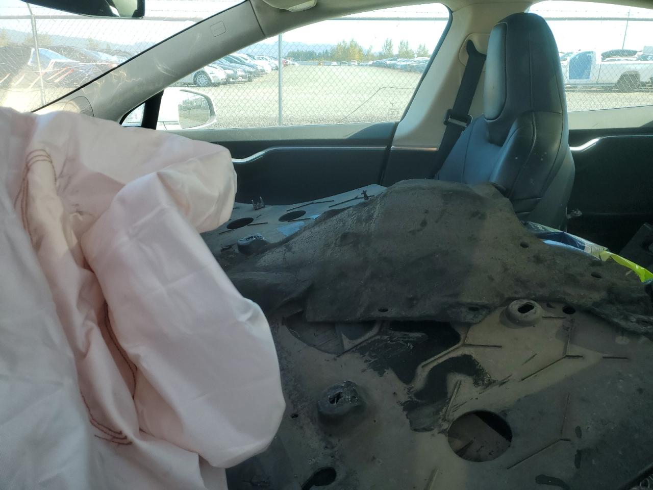 2016 Tesla Model S VIN: 5YJSA1E29GF133647 Lot: 65802285