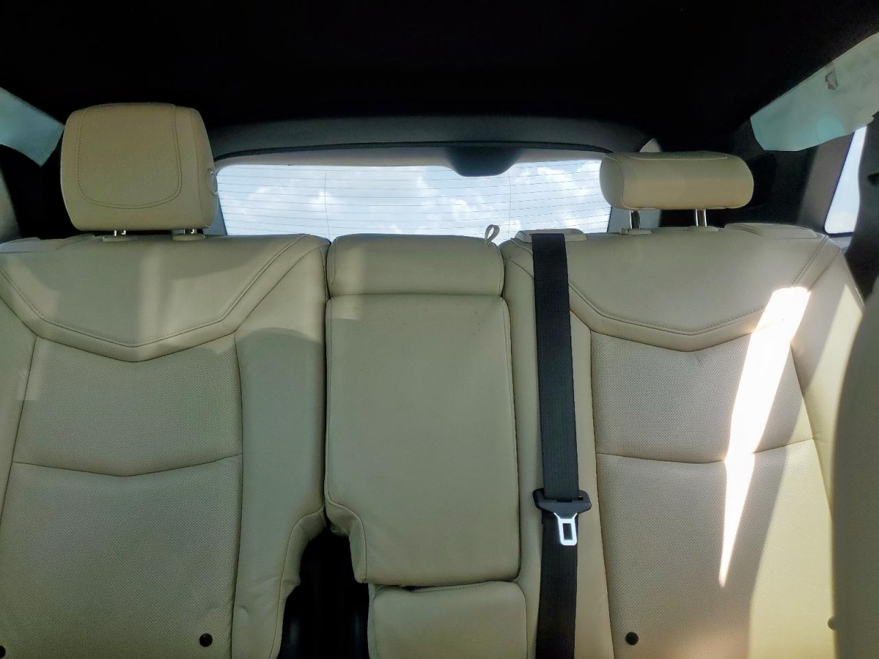 2017 Cadillac Xt5 Luxury VIN: 1GYKNBRSXHZ256514 Lot: 71907535