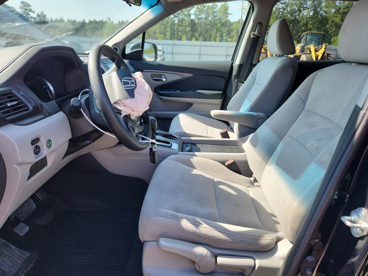 2018 Honda Pilot Lx VIN: 5FNYF5H19JB029513 Lot: 81263635