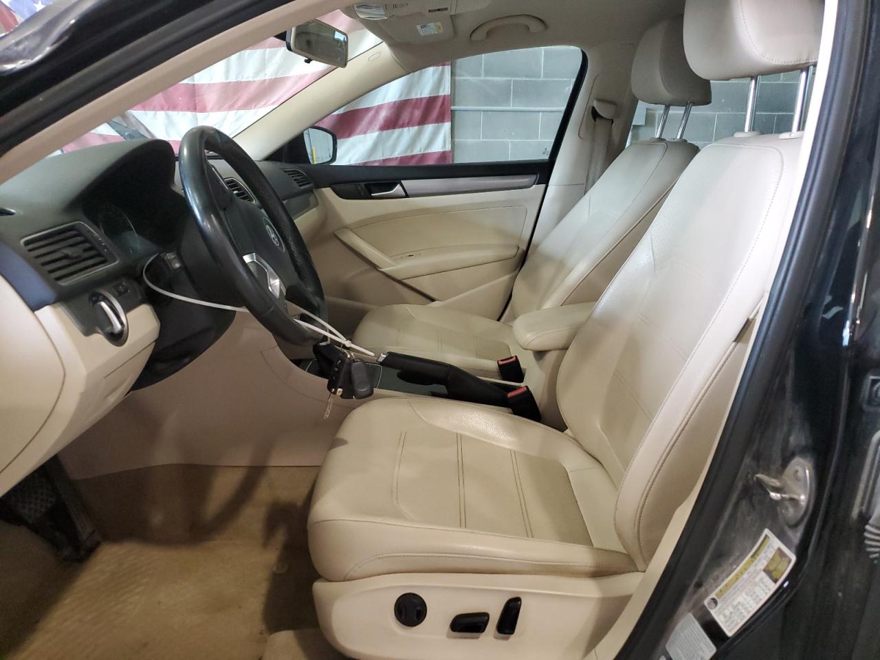 2015 Volkswagen Passat S VIN: 1VWAS7A3XFC062736 Lot: 81235255