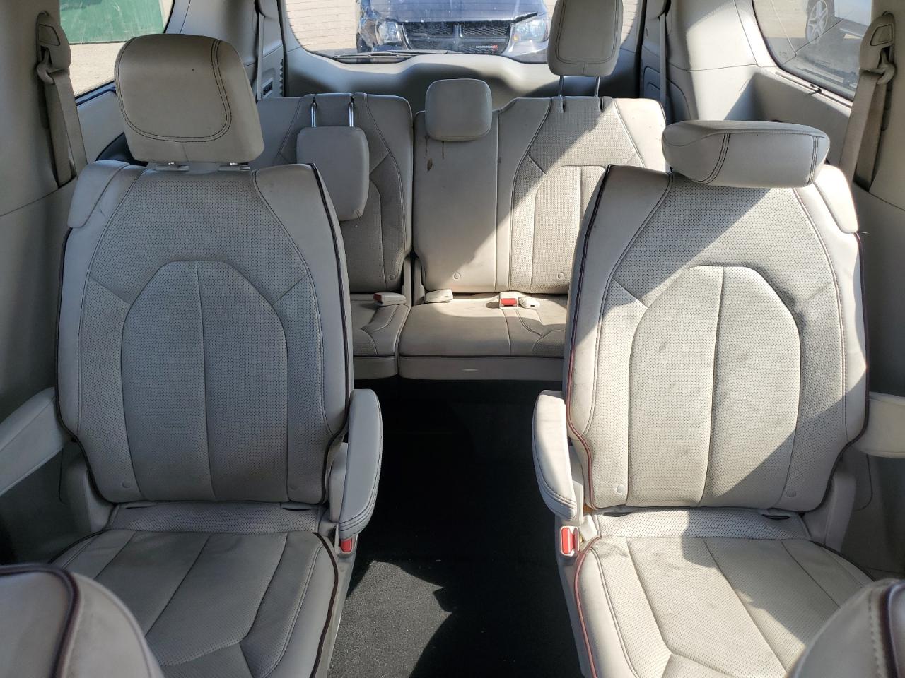 2017 Chrysler Pacifica Limited VIN: 2C4RC1GG9HR544389 Lot: 70741675