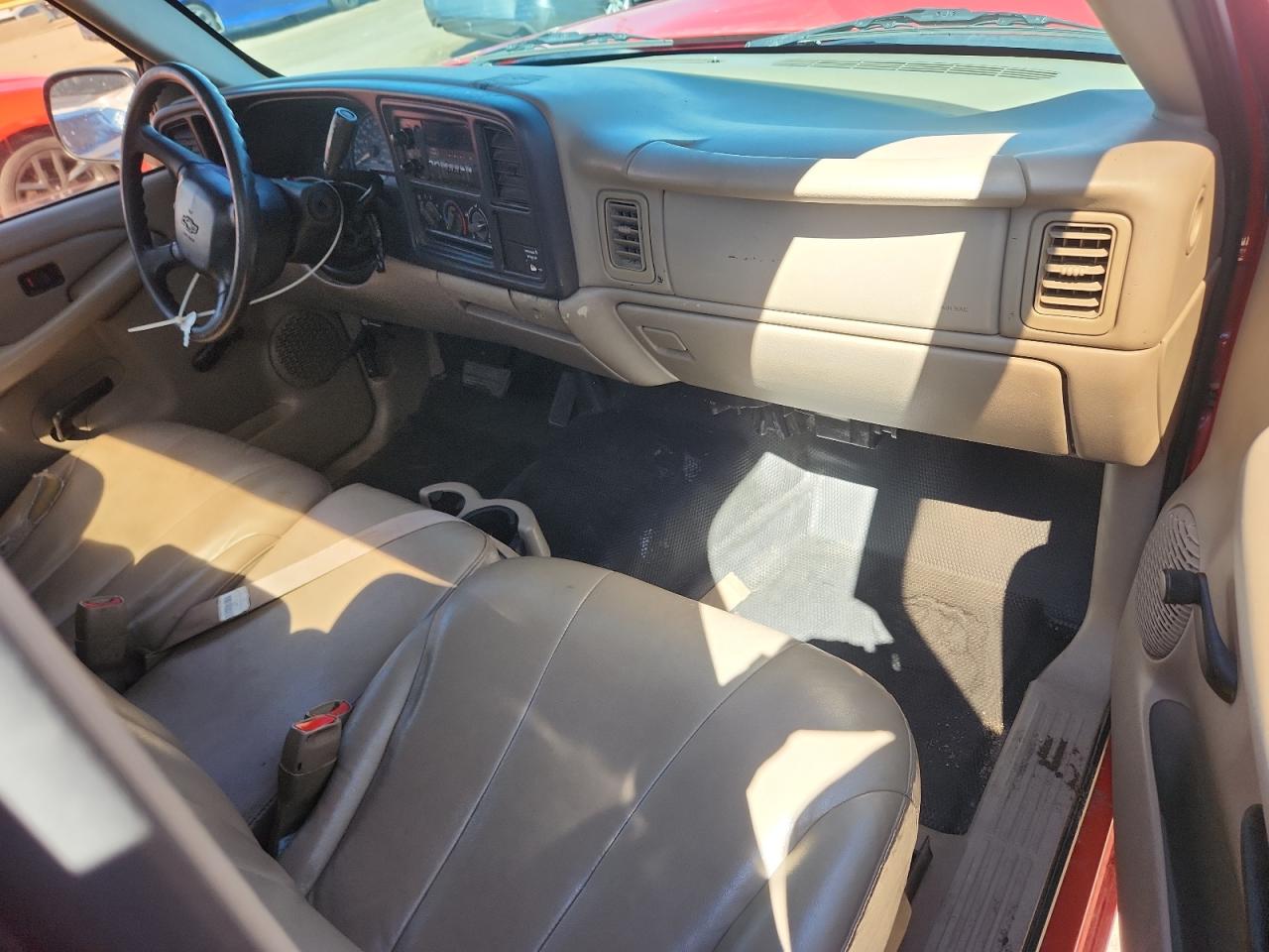 2001 Chevrolet Silverado C1500 VIN: 1GCEC14W91Z302174 Lot: 84627995