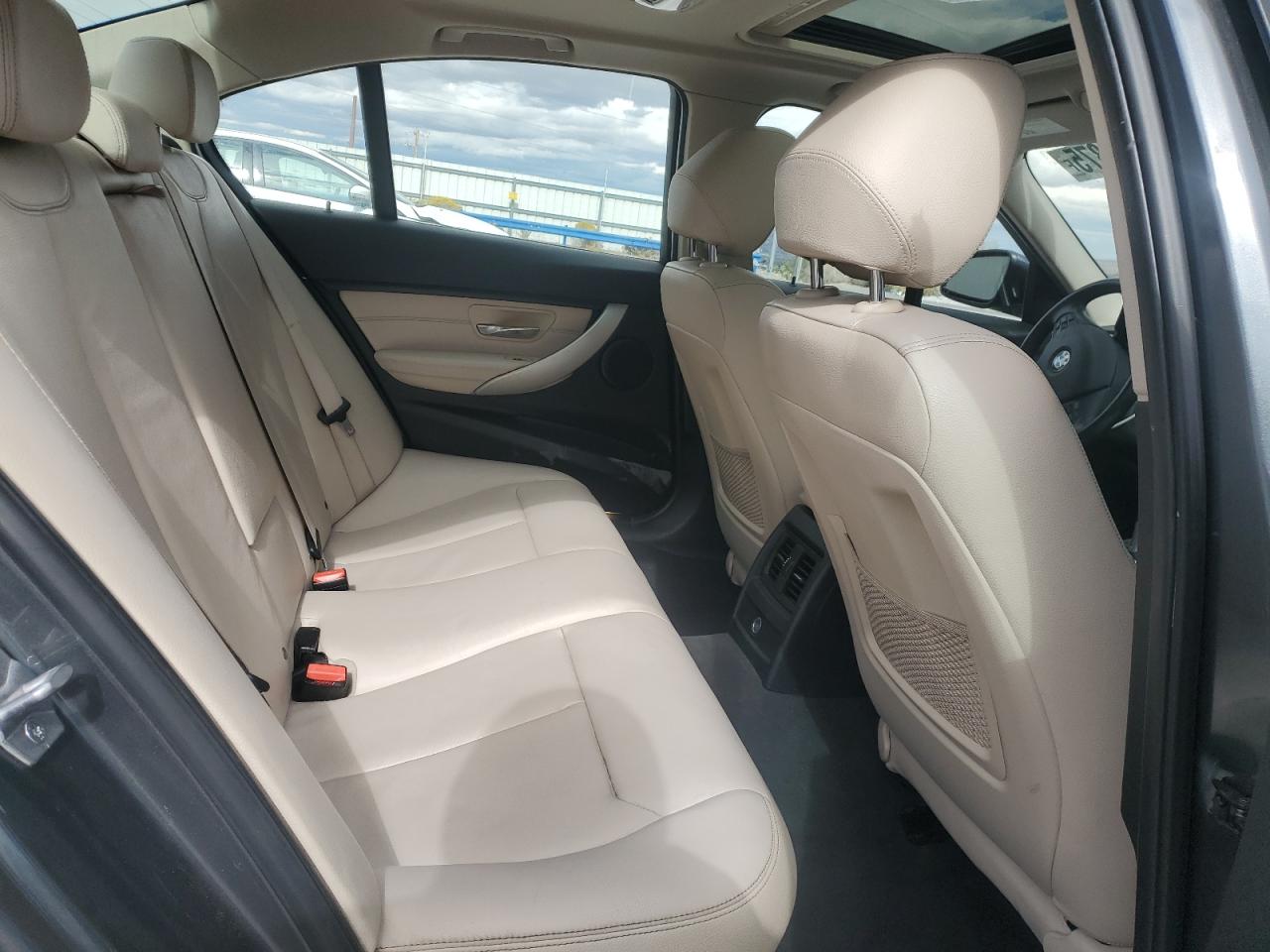 2015 BMW 320 I VIN: WBA3B1G52FNT06530 Lot: 84474875