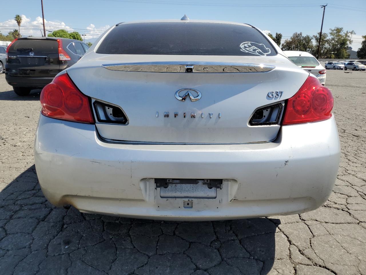 2011 Infiniti G37 Base VIN: JN1CV6AP9BM302219 Lot: 80840105