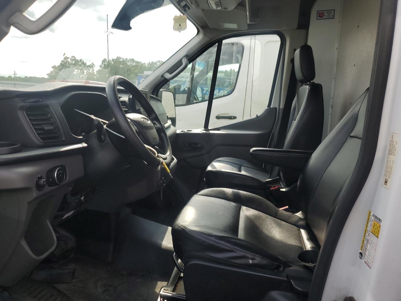 2020 Ford Transit Conn VIN: 1FTBR1X89LKA39517 Lot: 55588895