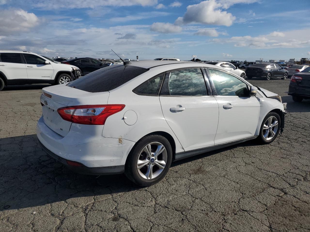 2014 Ford Focus Se VIN: 1FADP3F24EL312051 Lot: 84259915
