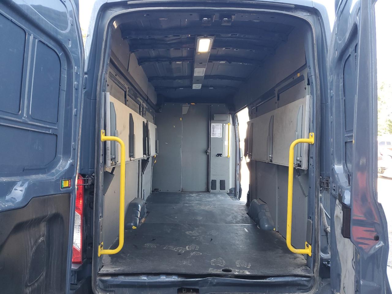2020 Ford Transit T-250 VIN: 1FTBR3X81LKA72636 Lot: 80194375