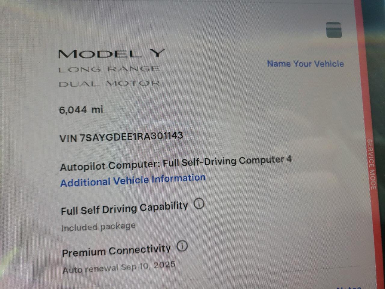 2024 Tesla Model Y VIN: 7SAYGDEE1RA301143 Lot: 72077425