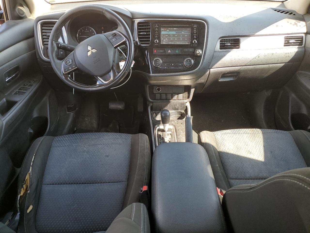 2017 Mitsubishi Outlander Es VIN: JA4AD2A31HZ042255 Lot: 84213975