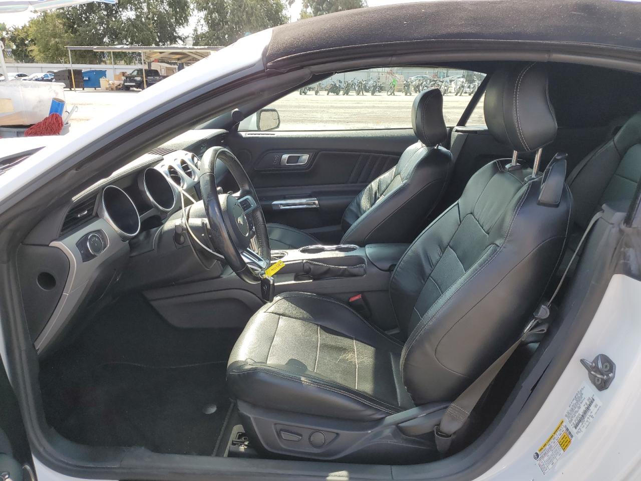 2020 Ford Mustang VIN: 1FATP8UH4L5112126 Lot: 84417675