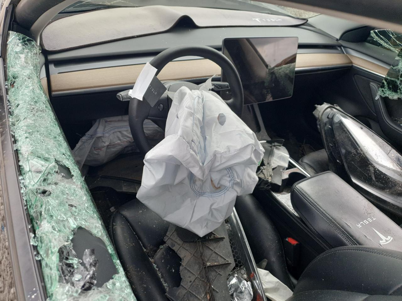 2022 Tesla Model 3 VIN: 5YJ3E1EB6NF119047 Lot: 70932215