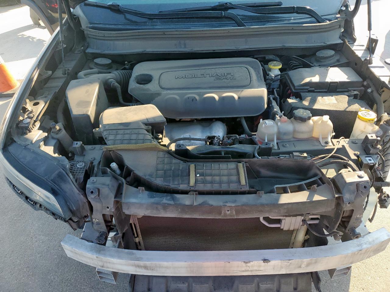 2019 Jeep Cherokee Latitude VIN: 1C4PJLCBXKD297946 Lot: 70782265