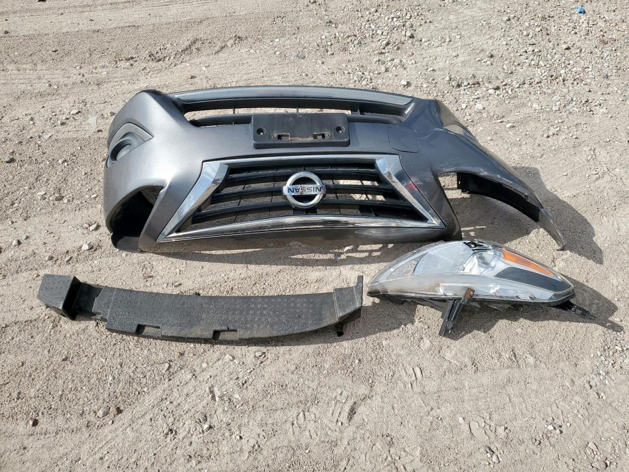 2018 Nissan Versa S VIN: 3N1CN7AP3JL842731 Lot: 81450165