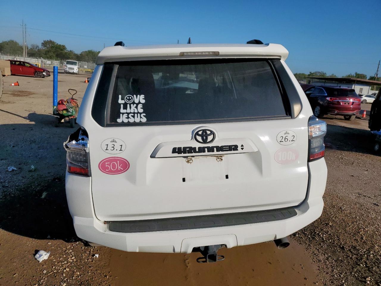 2022 Toyota 4Runner Sr5 VIN: JTEFU5JR7N5271068 Lot: 84411715