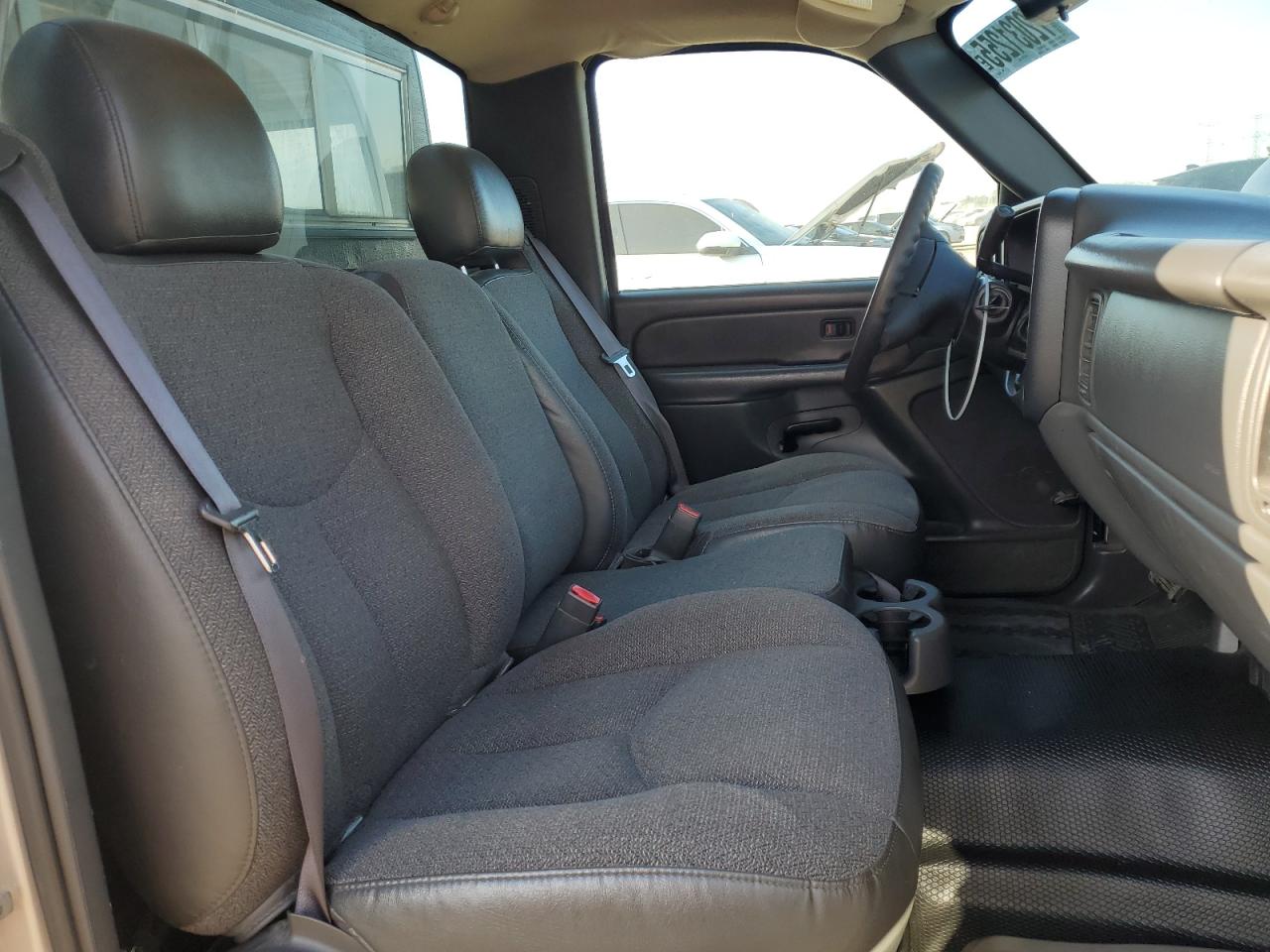 2004 Chevrolet Silverado C1500 VIN: 1GCEC14X24Z276028 Lot: 72031255