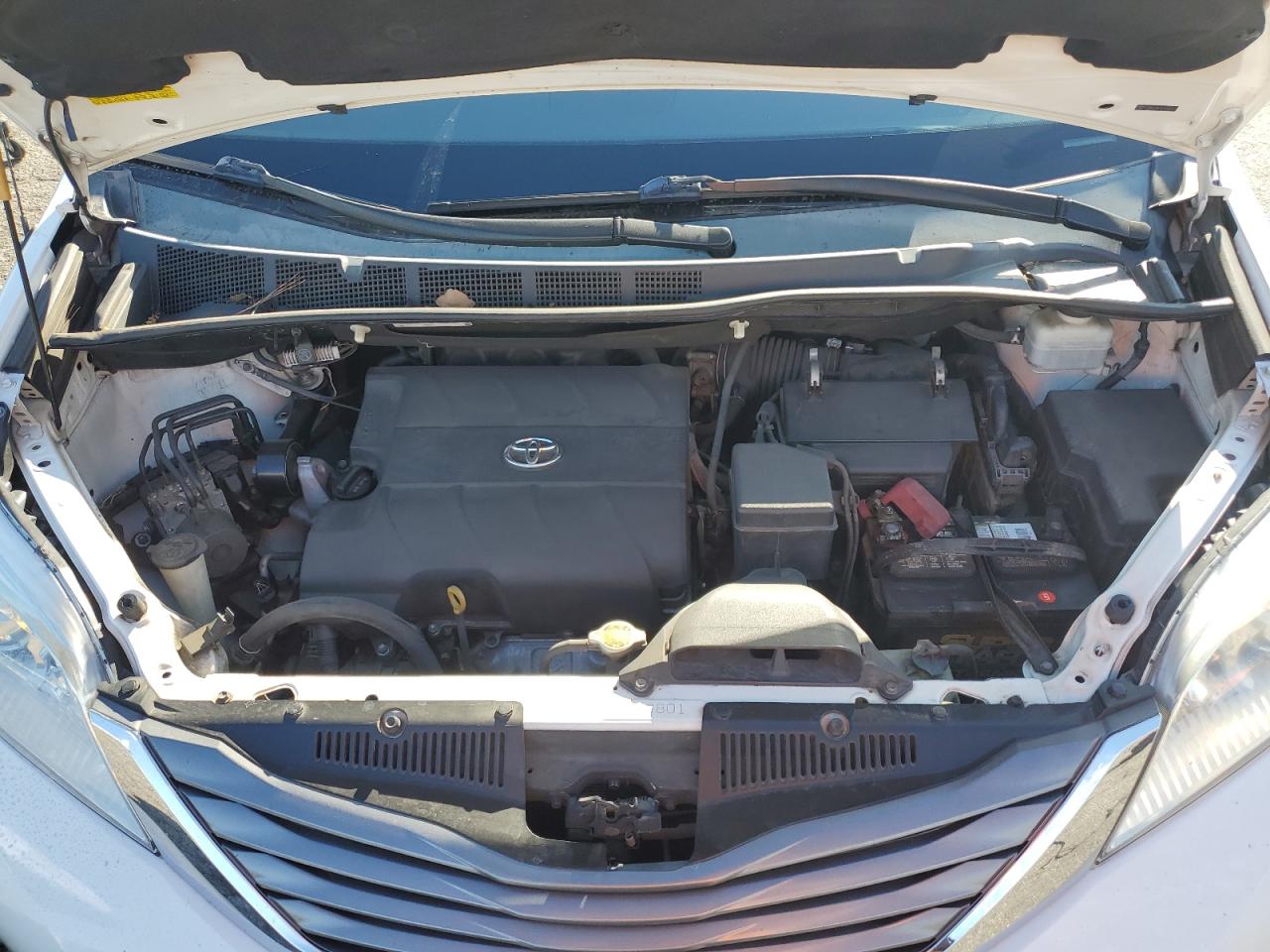 2014 Toyota Sienna Le VIN: 5TDKK3DC7ES482933 Lot: 80748725