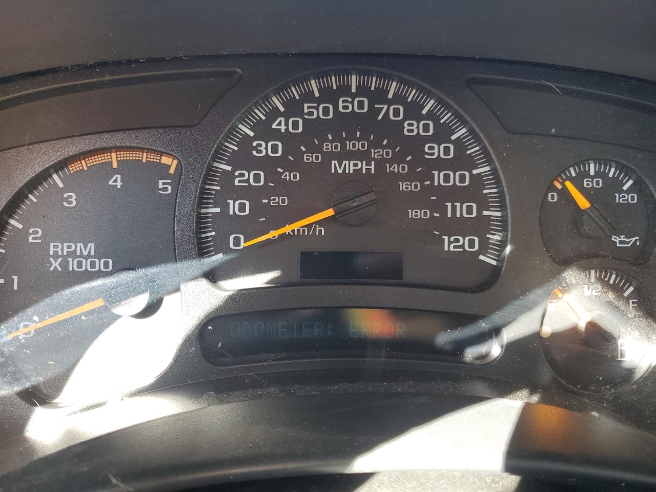 2005 Chevrolet Silverado K2500 Heavy Duty VIN: 1GCHK23255F912309 Lot: 81775895