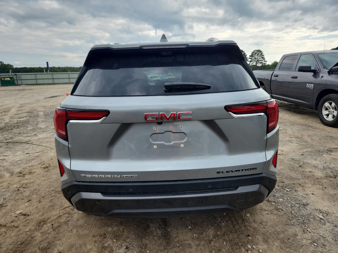 2025 GMC Terrain Elevation VIN: 3GKALUEG5SL292585 Lot: 82065395