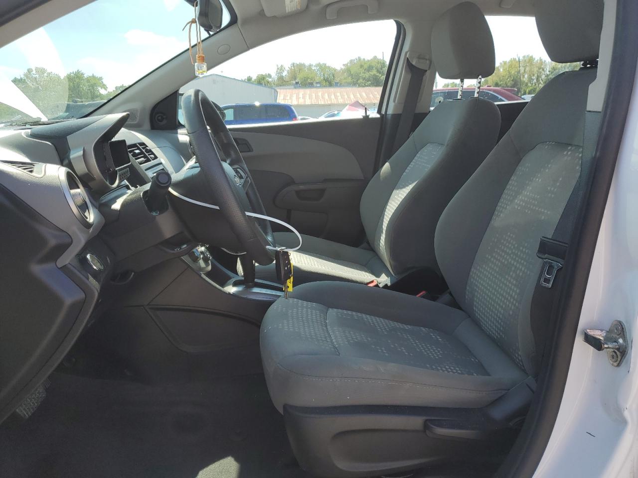 2015 Chevrolet Sonic Ls VIN: 1G1JA5SHXF4158891 Lot: 71883345