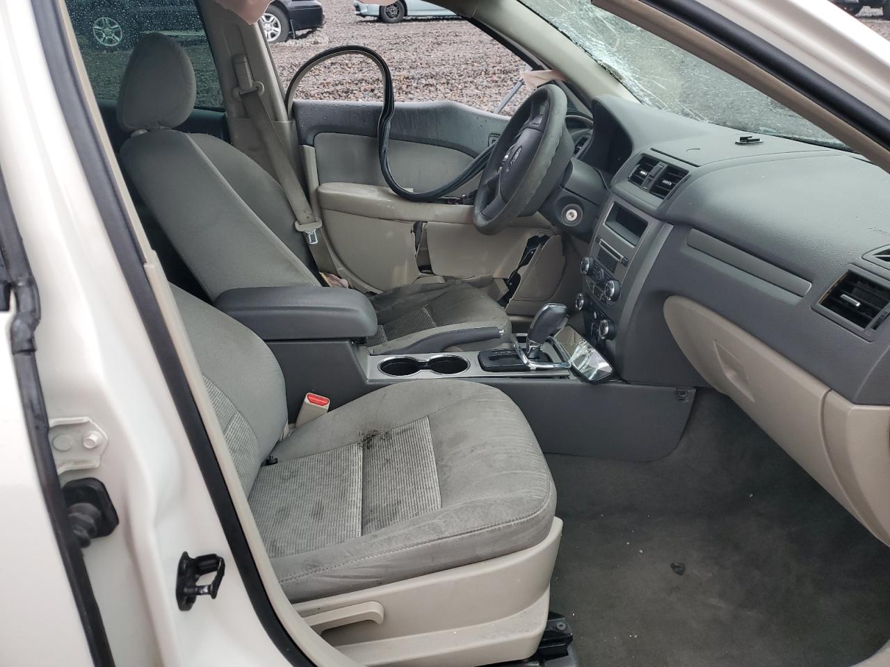 2012 Ford Fusion S VIN: 3FAHP0GAXCR157039 Lot: 81594995