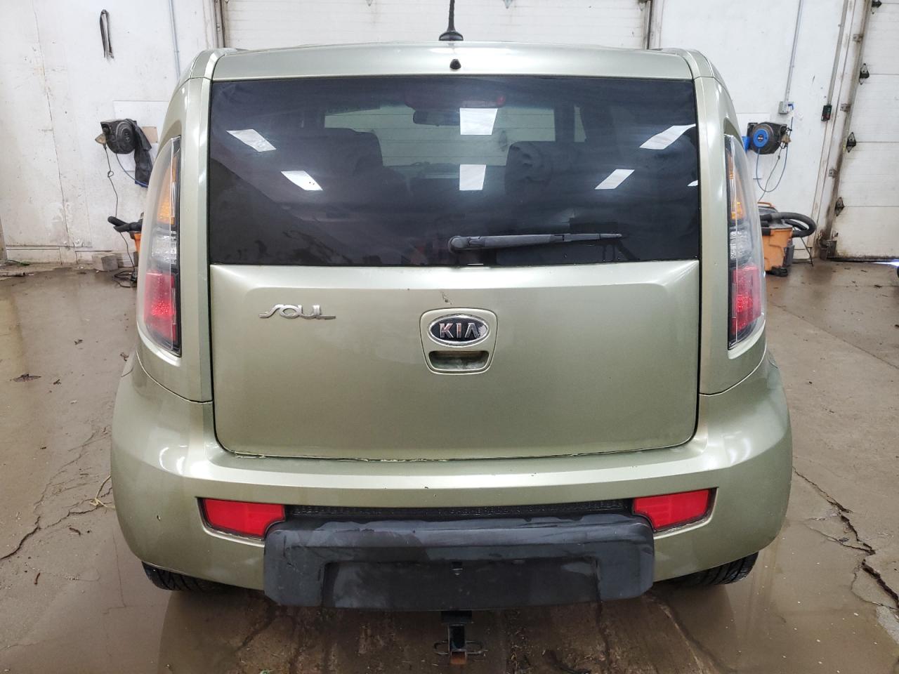 2011 Kia Soul + VIN: KNDJT2A24B7251475 Lot: 80951225