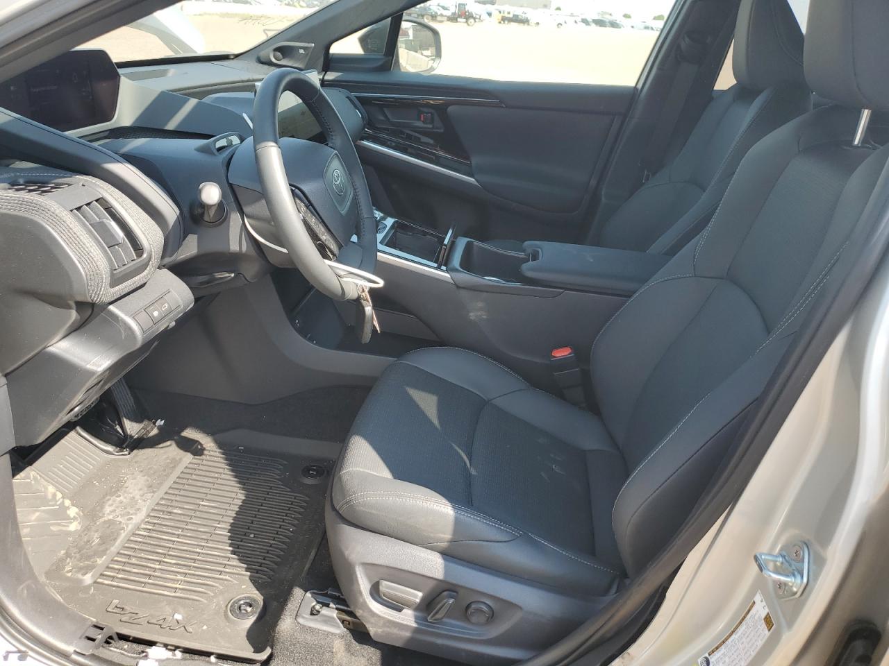 2024 Toyota Bz4X Xle VIN: JTMABACA5RA081559 Lot: 70938825