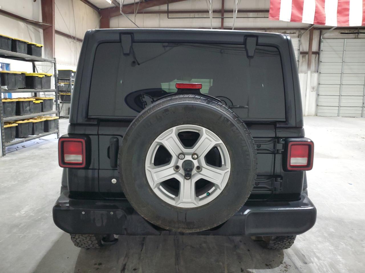 2018 Jeep Wrangler Unlimited Sport VIN: 1C4HJXDGXJW105594 Lot: 80144805